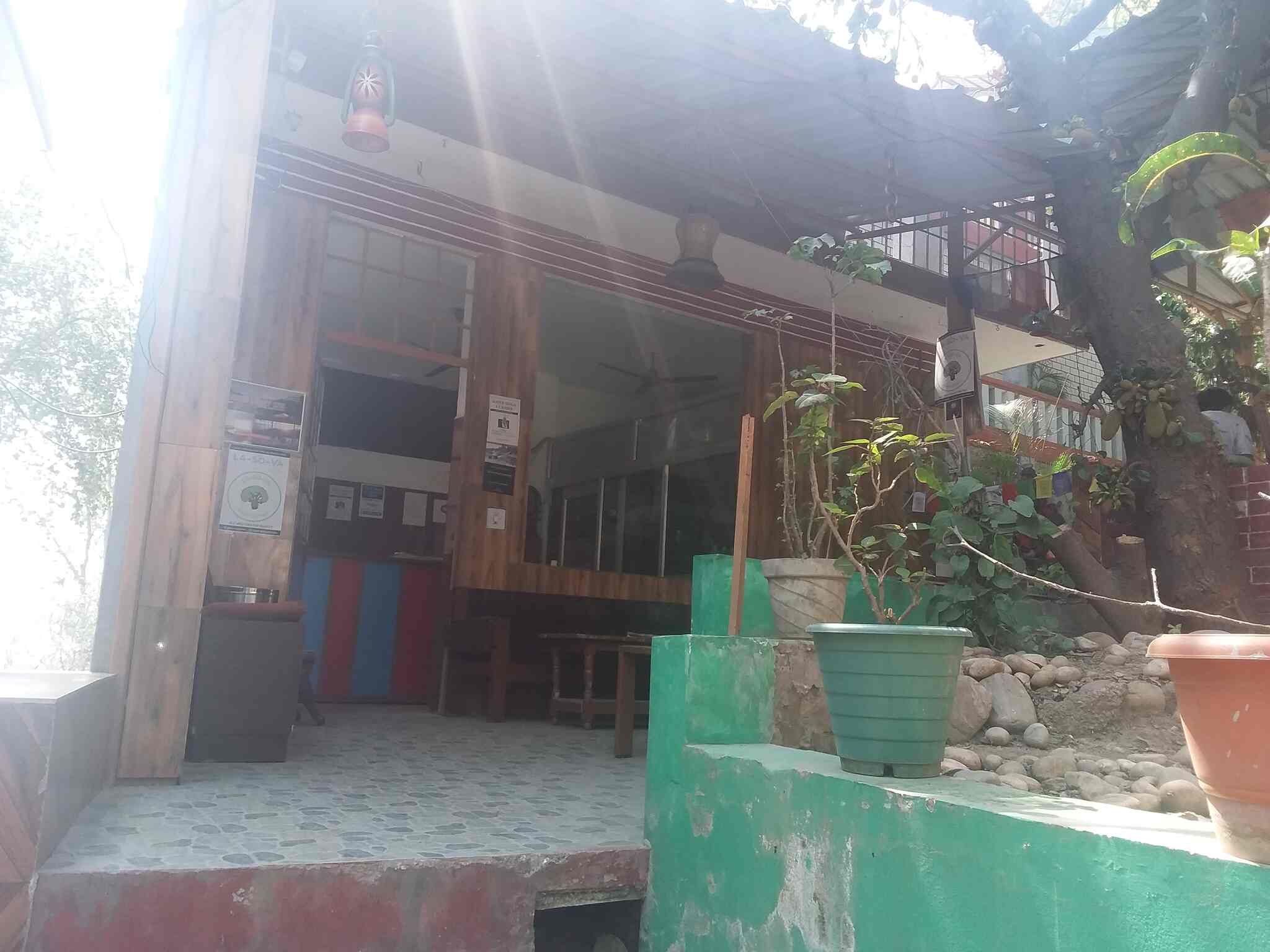 Hill Top Swiss Cottage Rishikesh Ho Hotels In Rishikesh Justdial