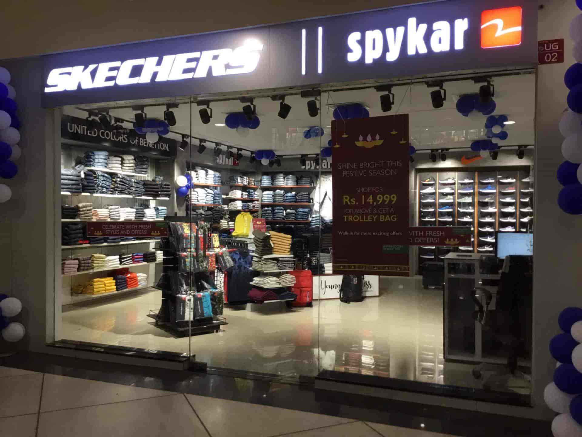 reliance trends skechers