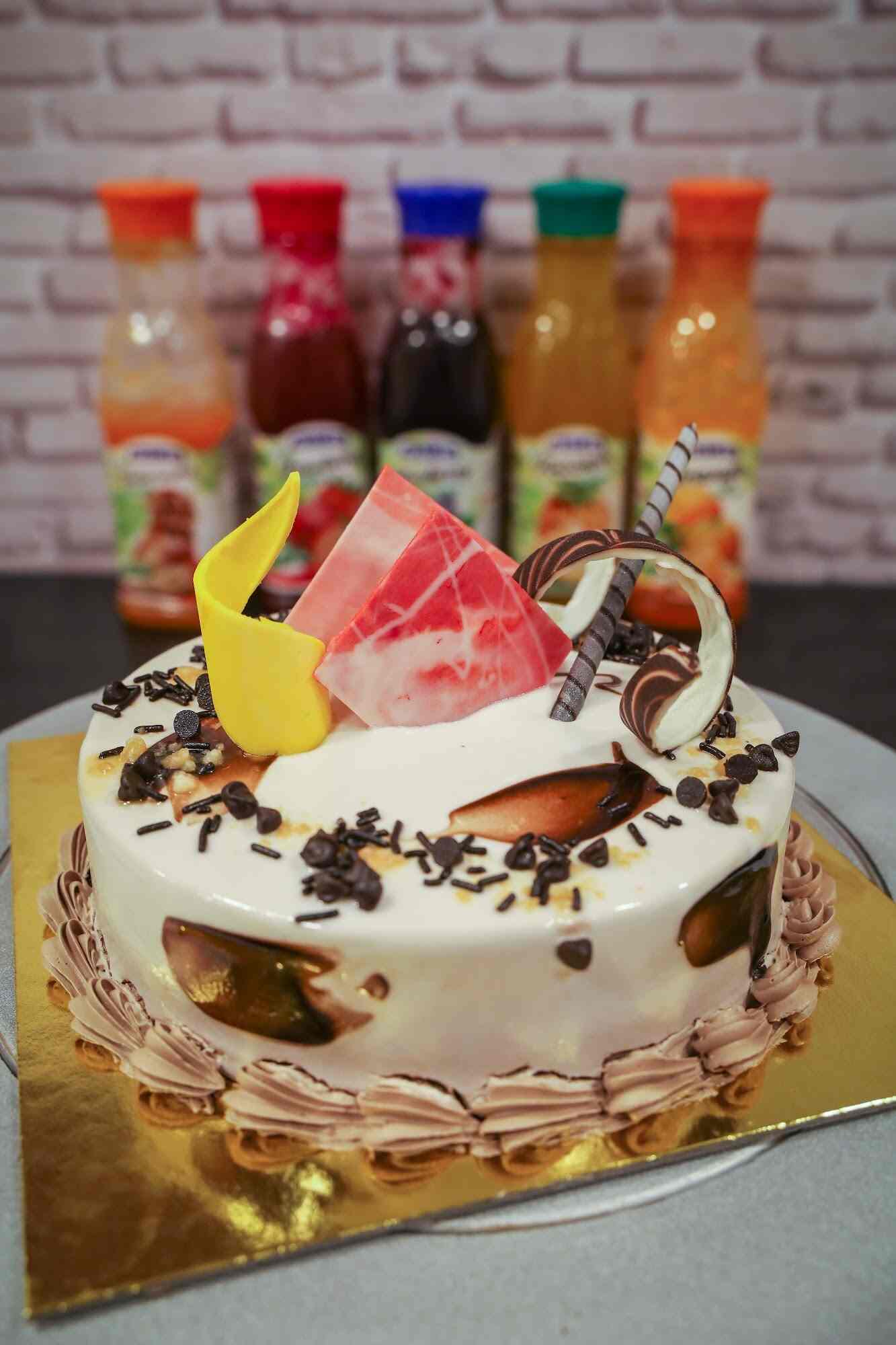 Aggregate 122+ cake studio sangli in.eteachers