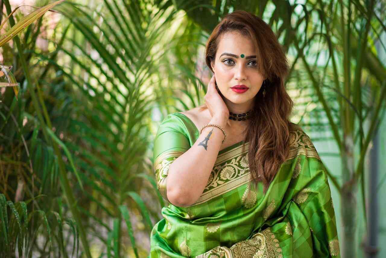 Krishnakoli Fashion World Thakur Para 10 Mahabharat Podder Lane Tant Saree Manufacturers In Santipur Justdial Krishnokoli serial actress real life. krishnakoli fashion world thakur para