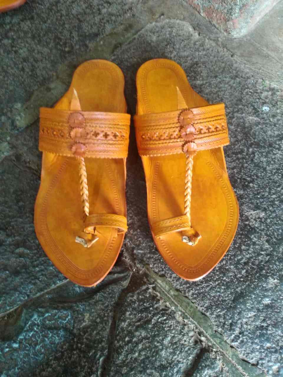 Swami chappal Clearance