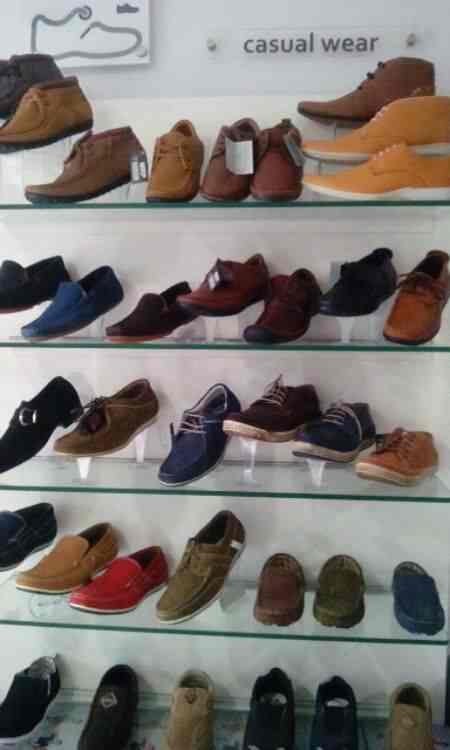titas casual shoes