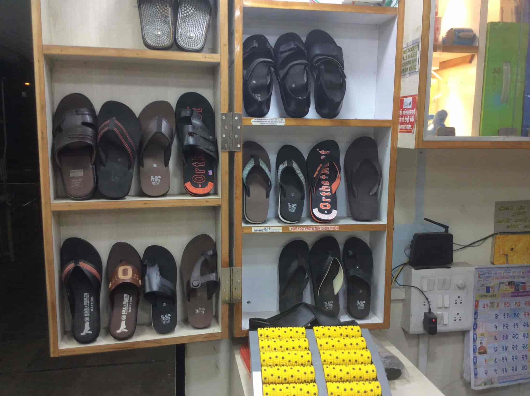 Doctor And Patient Gallery Hotgi Road Surgical Equipment Dealers In Solapur Justdial