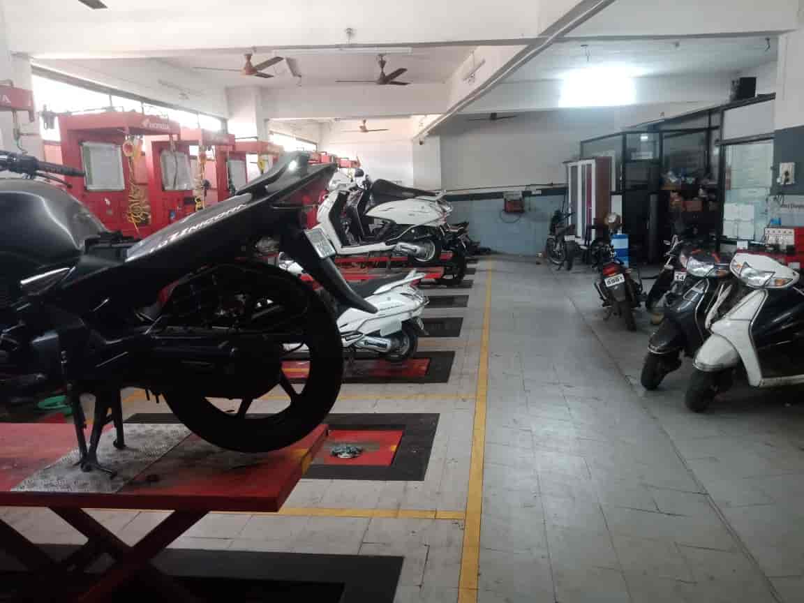 Motorcycle Repair Mahindra Scooter Service Centre Near Me