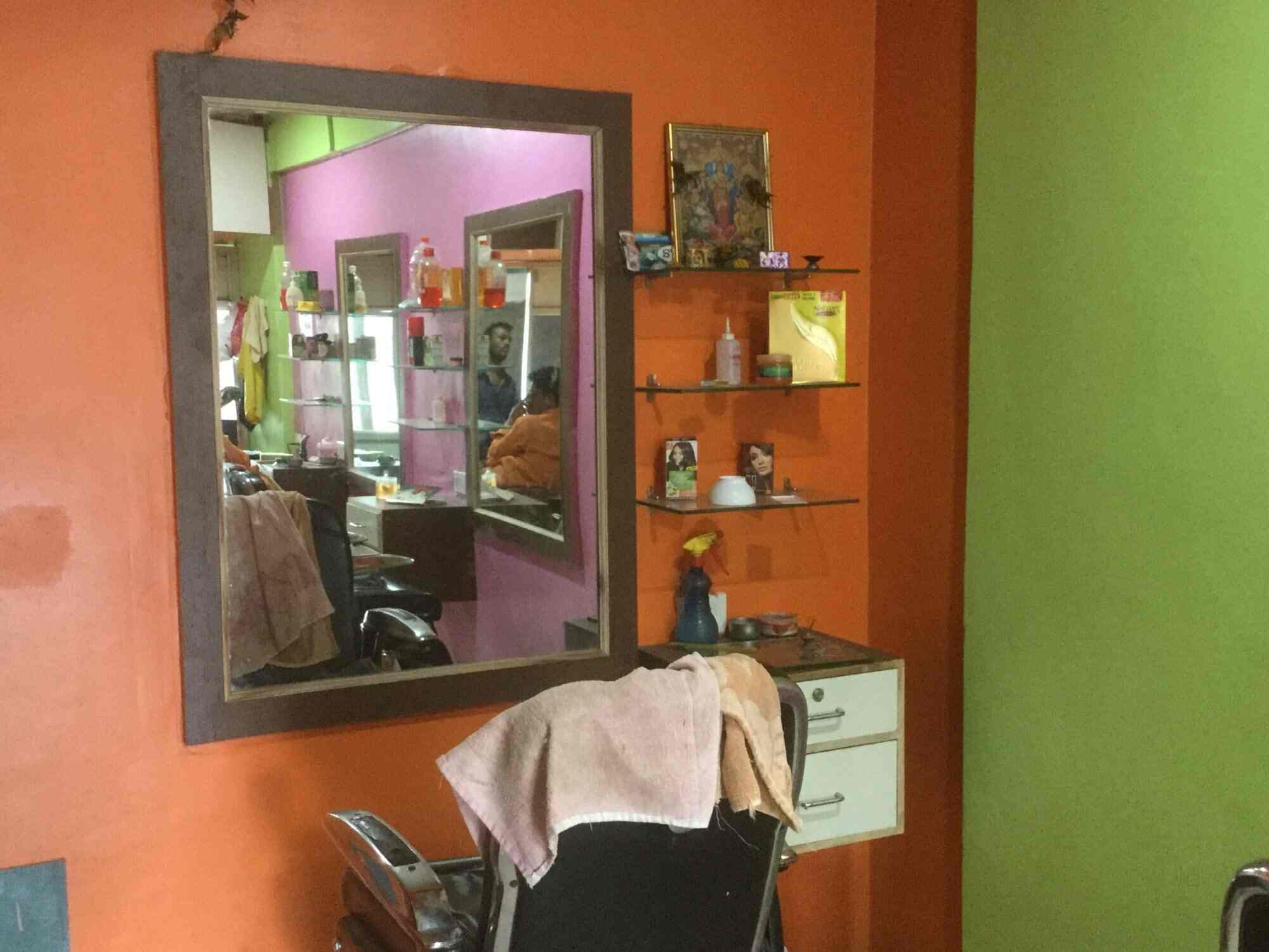 Famous Hair Salon South Kasba Beauty Parlours In Solapur Justdial