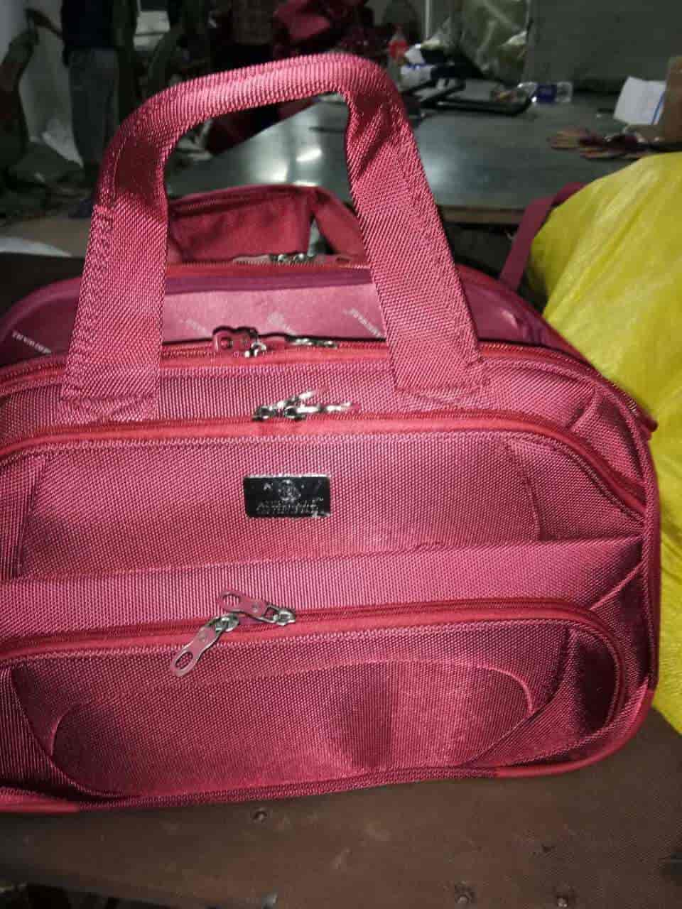 Aggregate 110+ swiss rider trolley bag super hot esthdonghoadian