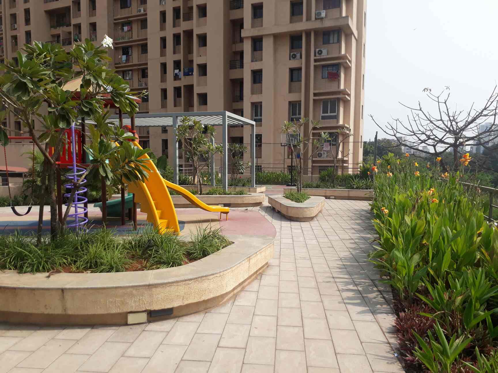 Garden Estate Thane West Maharashtra Fasci Garden