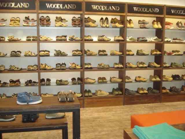 woodland shoes shop near me