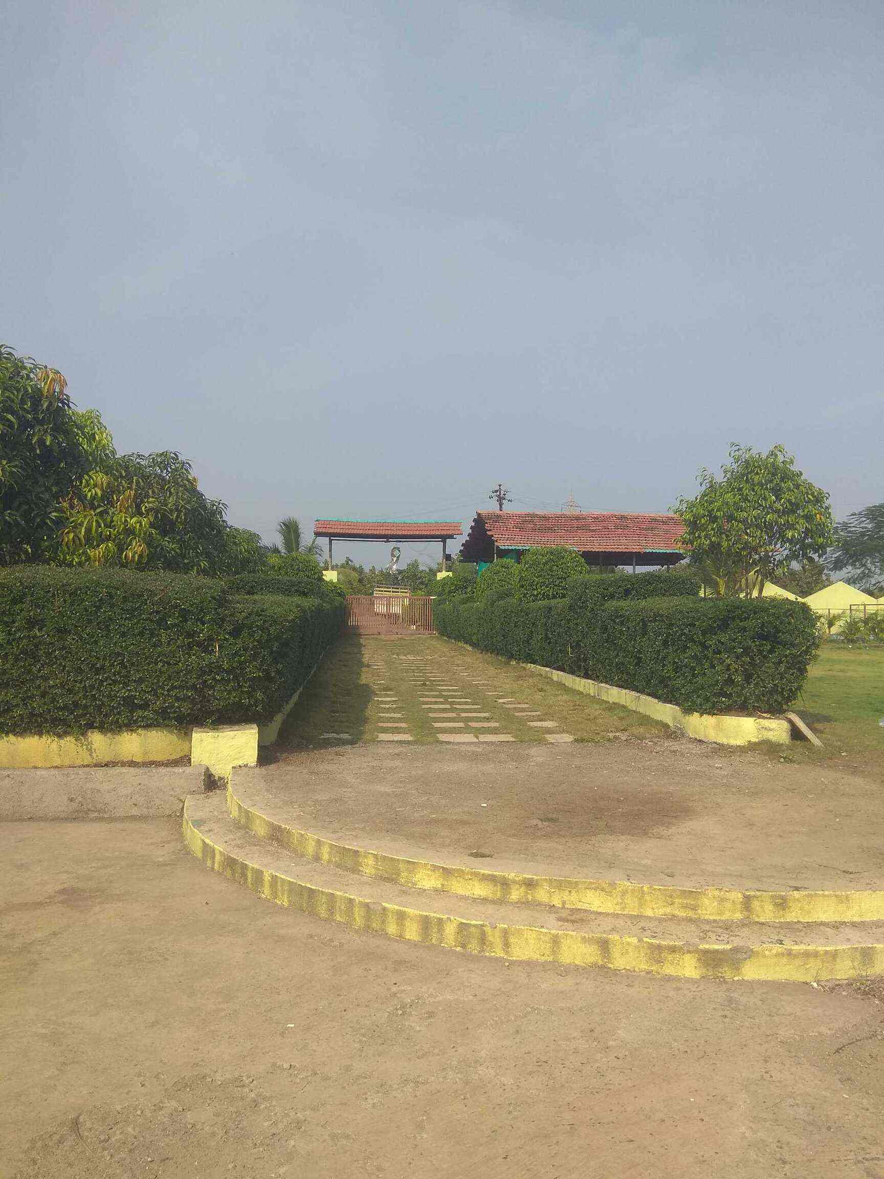 Pinewood Farms Titwala Farm House On Hire In Thane Mumbai Justdial