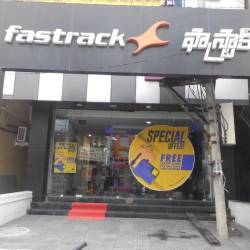 fast track watch shop near me