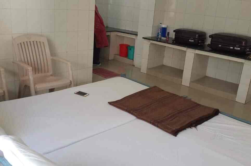 Panchajanyam Guest House Tirumala Guest House In Tirupati
