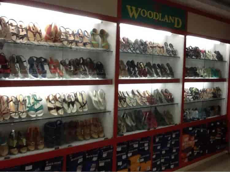 popular shoe company