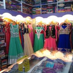 exclusive ladies dresses