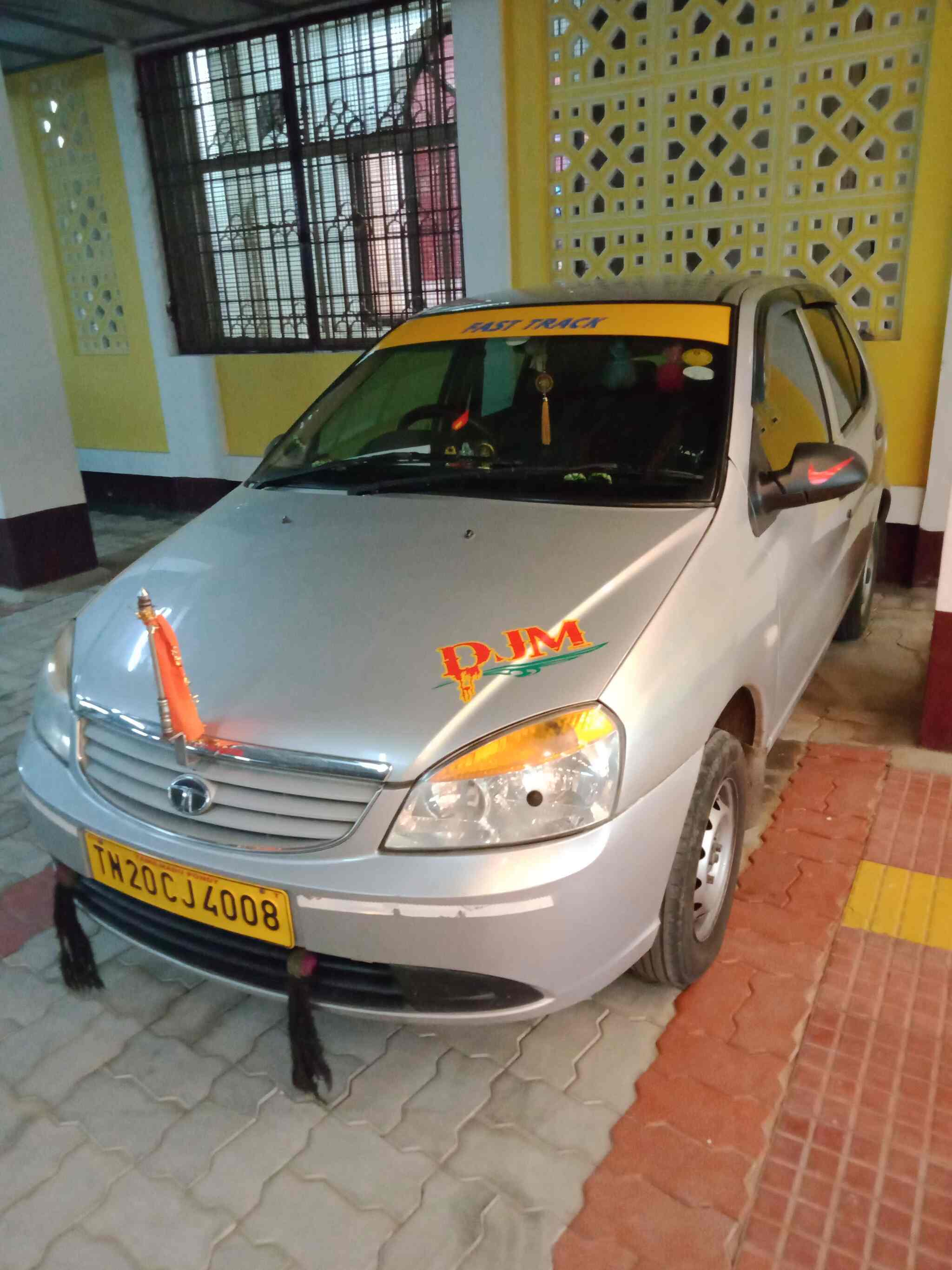 Fast Track Call Taxi Opposite New Bus Stop Sudhakar Nagar Call