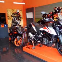 Duke Showroom, Gajuwaka - Motorcycle 