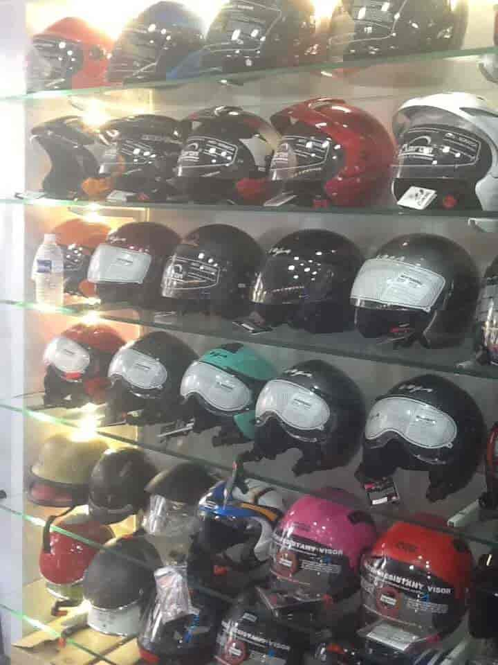 Helmet shop hot sale in vashi