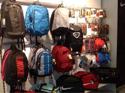 nike factory outlet hennur