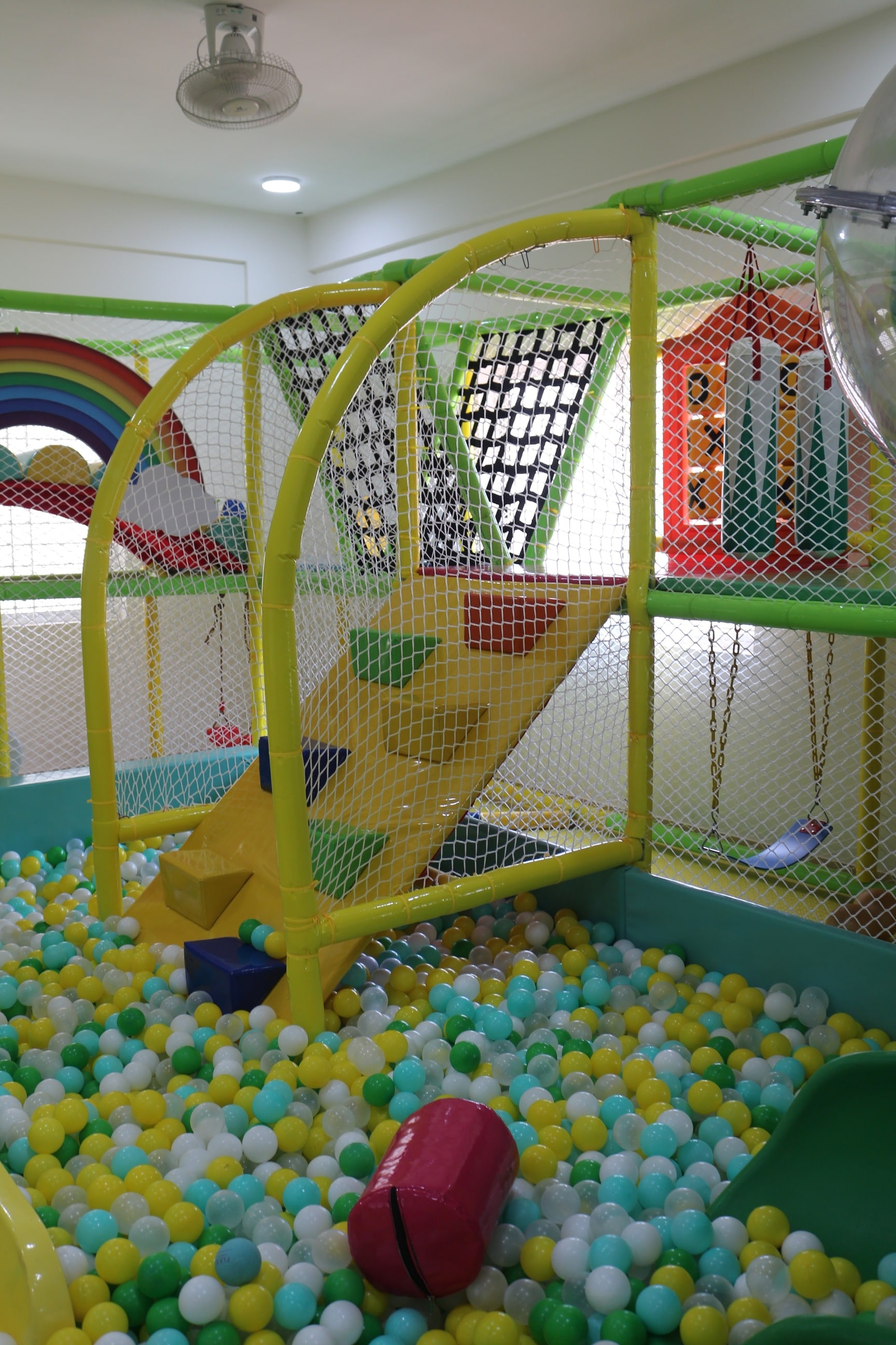 Jumpster play and party hub