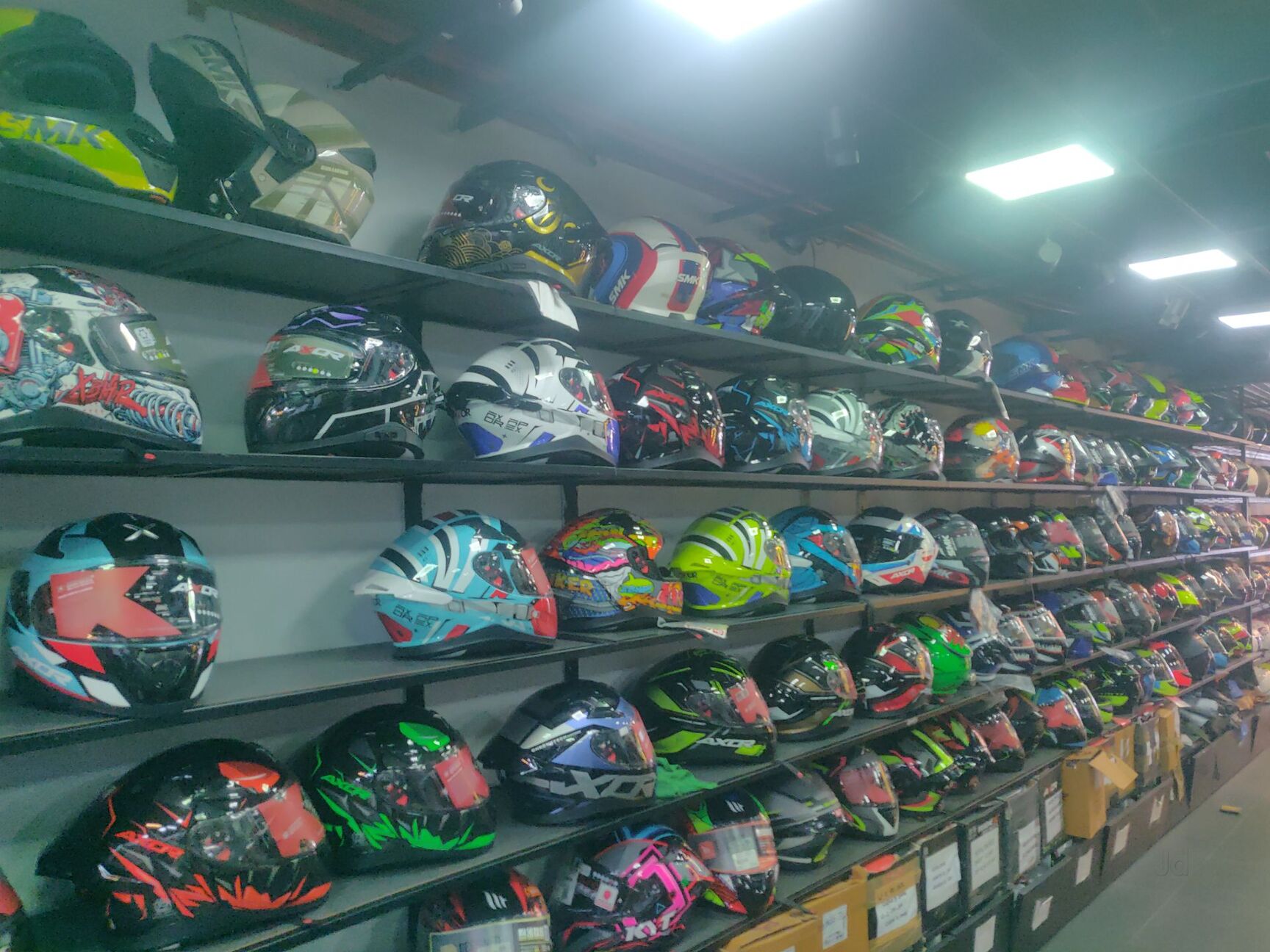 bike helmets online chennai Universal Helmet Chennai bikers T Nagar (bought