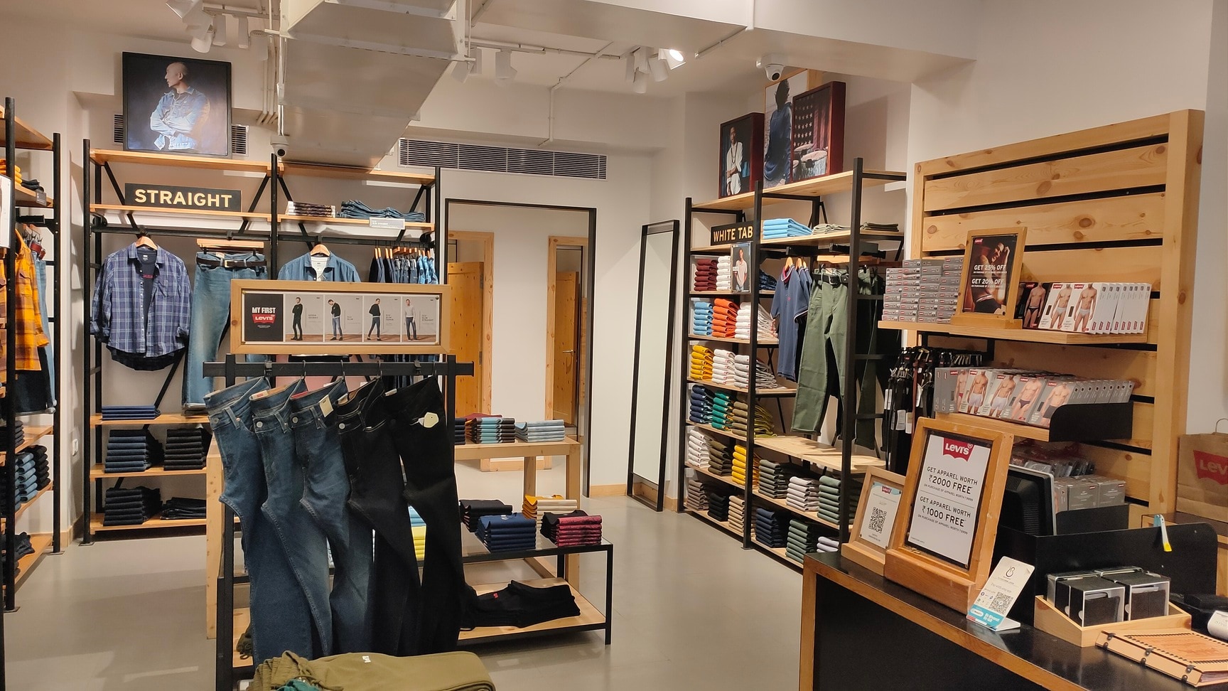 Levis Exclusive Store in Anna Nagar Chennai Readymade Garment Retailers near me in Chennai Justdial