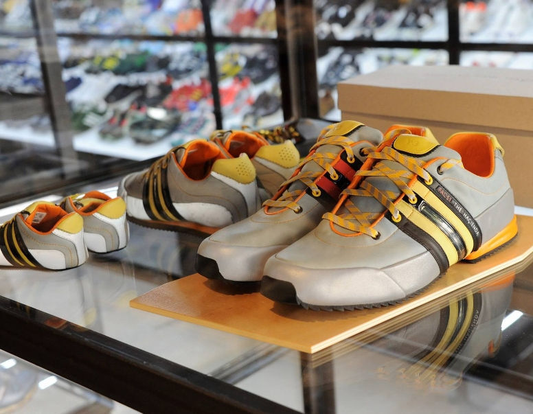 adidas originals promenade mall