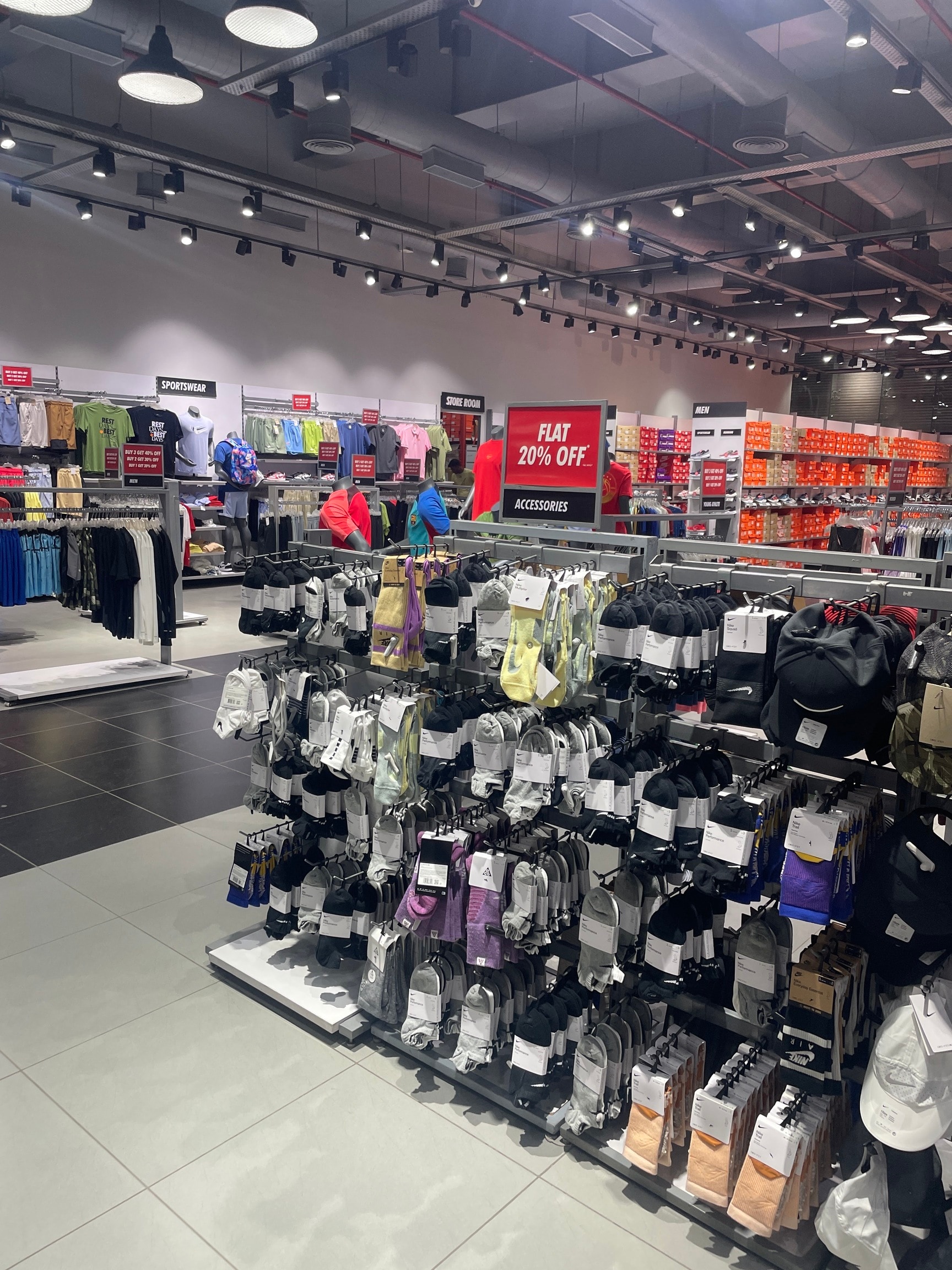 nike factory outlet chattarpur contact number