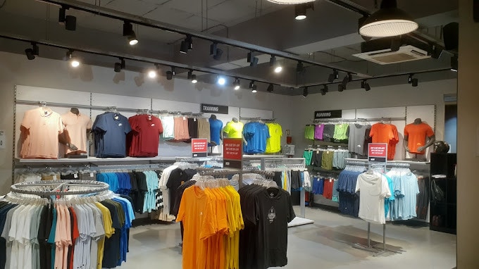 nike factory outlet sector 14