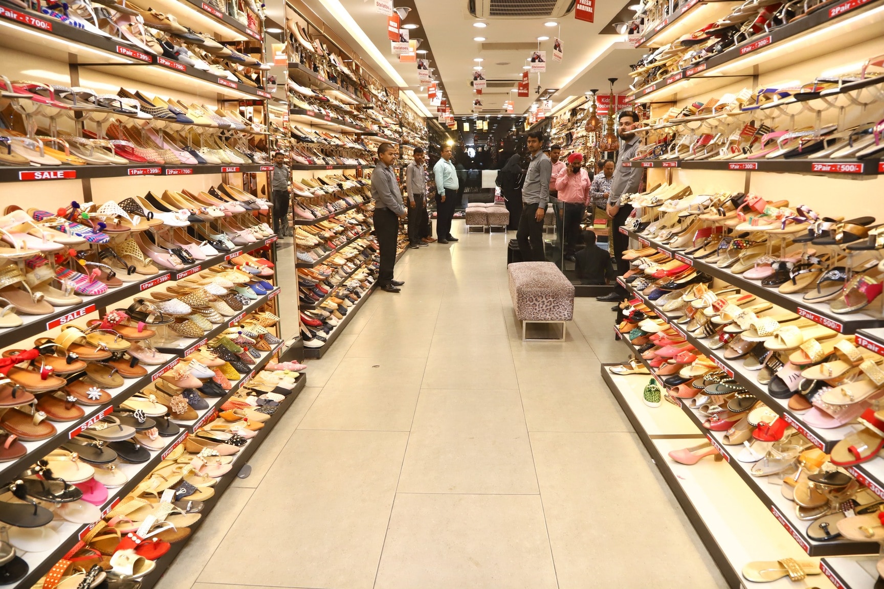 Stelatoes Shoes And Accessories in Sarojini Nagar,Delhi - Shoe Dealers near  me in Delhi - Justdial