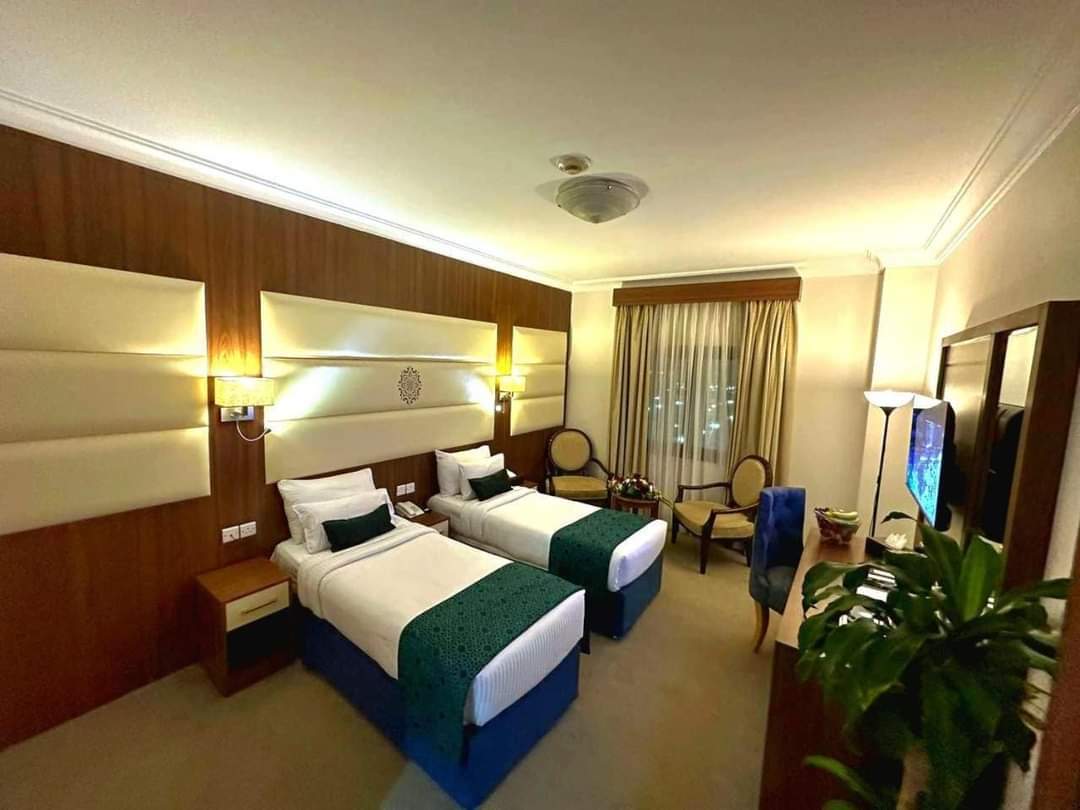 Book Hotel Rajmahal International in Bara Chakia,East Champaran - Best  Hotels near me in East Champaran - Justdial