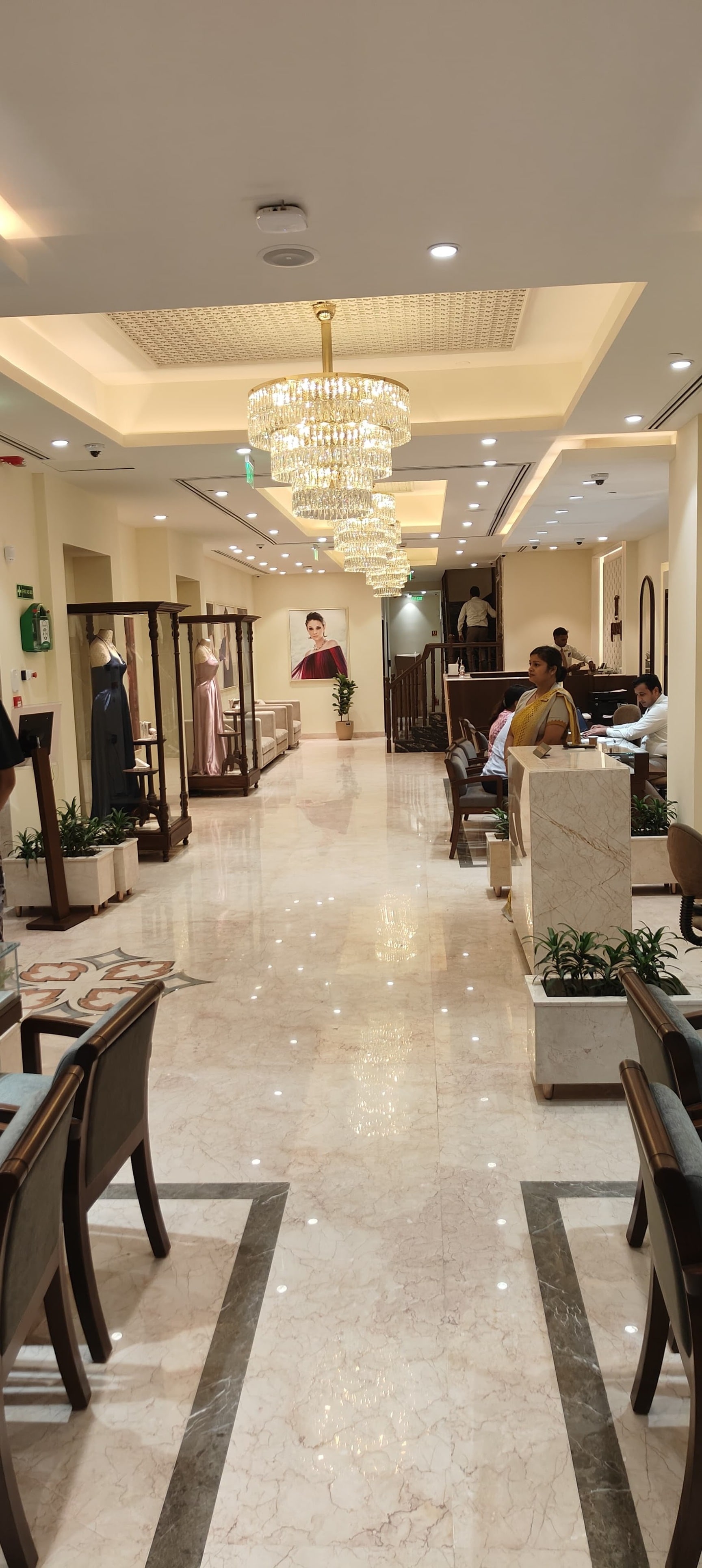 Faridabad Tanishq Crown Interiorz Mall Buying Jewellery From Tanishq Jewellers In Crown Interiors Mall Faridabad
