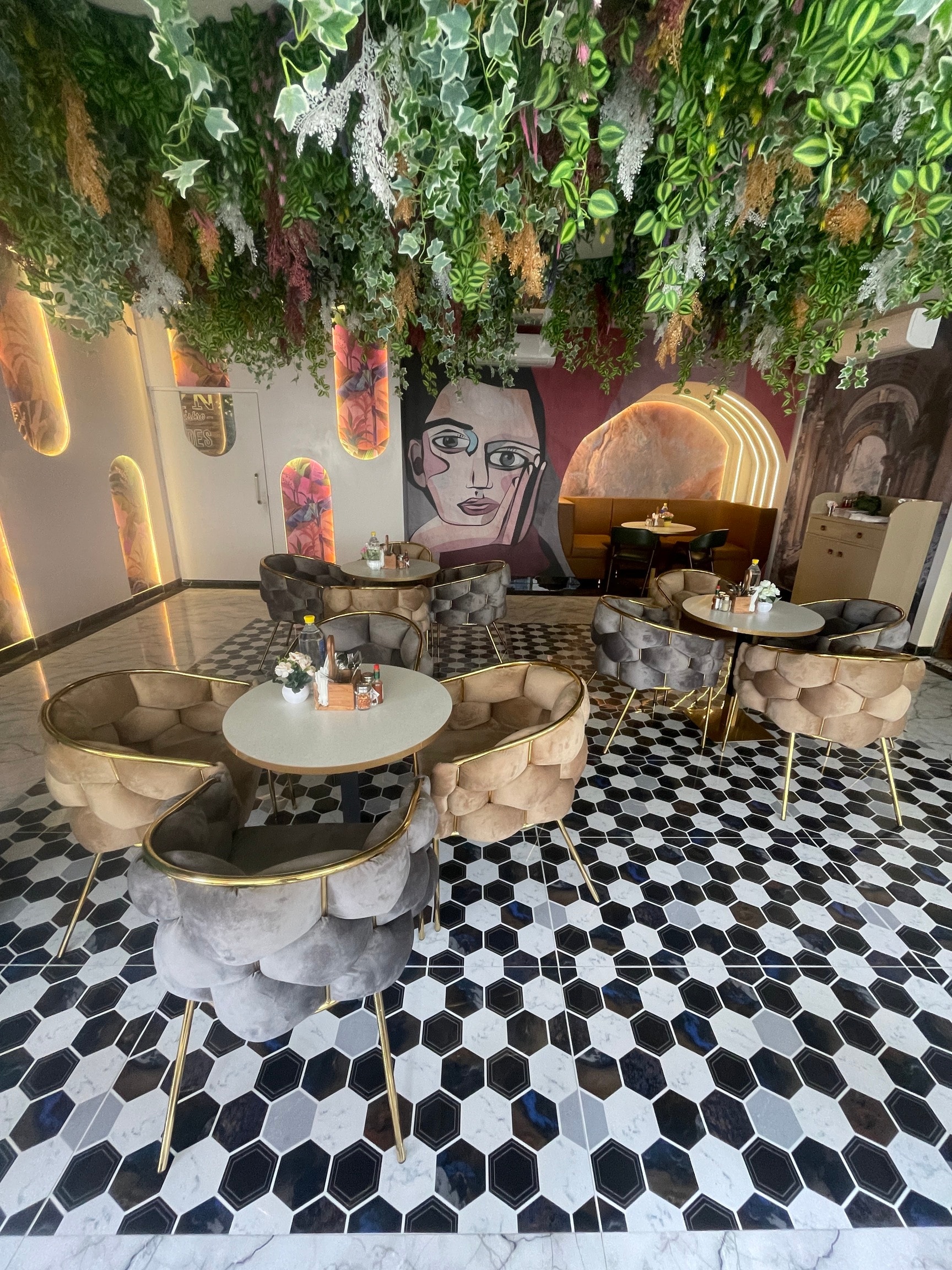 Beige Coffee Faridabad Beige Coffee Faridabad cafe ambience and coffee