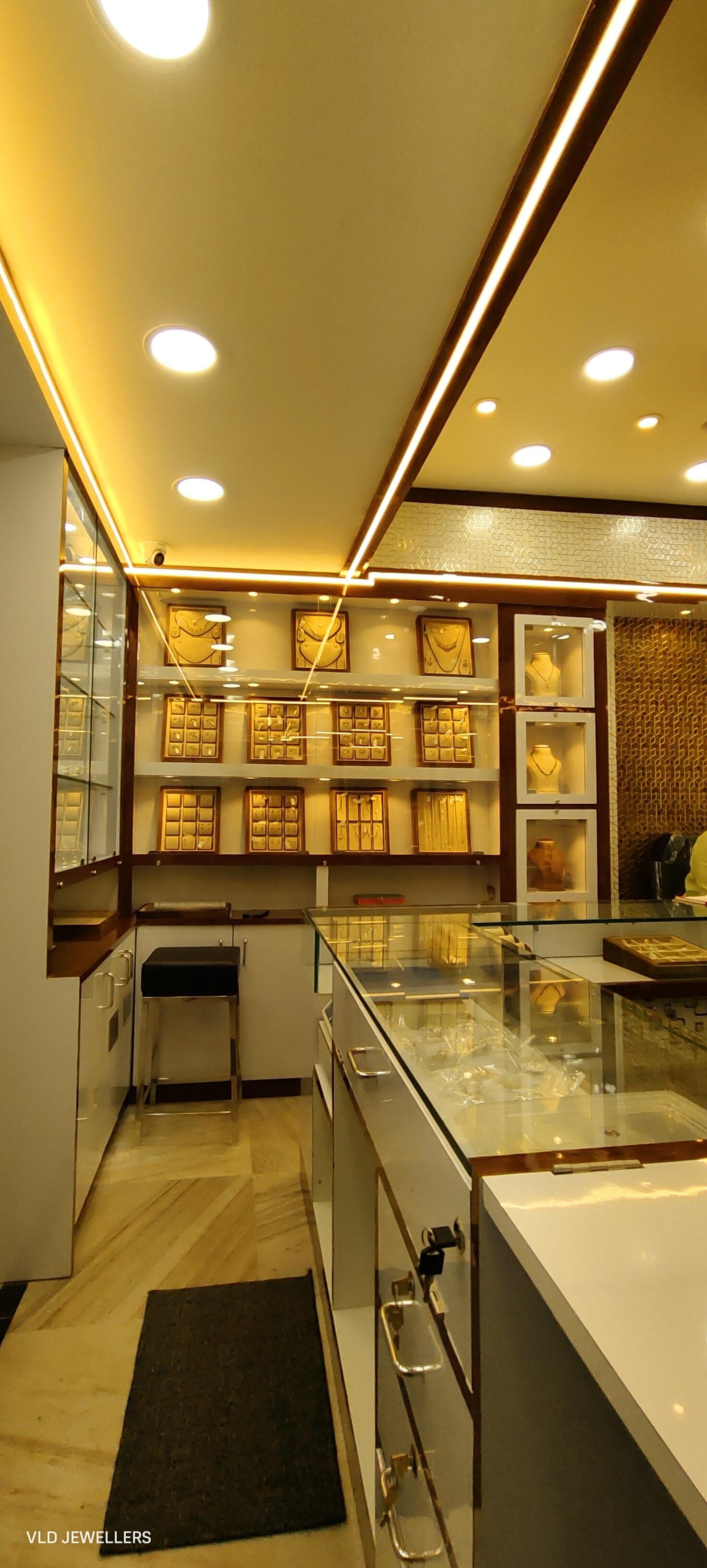 Sri Vijaya Lakshmi Durga Jewellers in 1st Cross Road,Guntur - Best