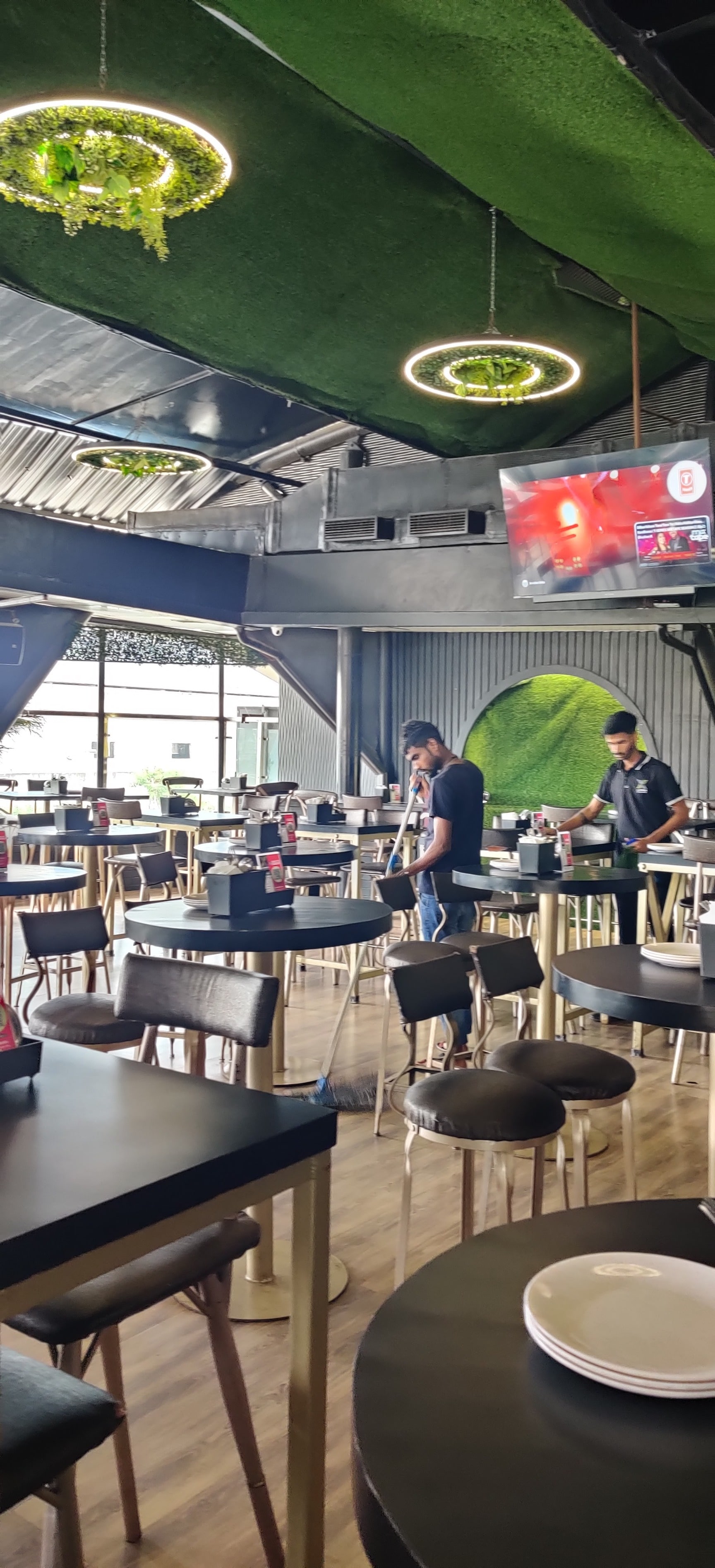 X Lounge Pub in Hitech City,Hyderabad - Book a Table - Best Night