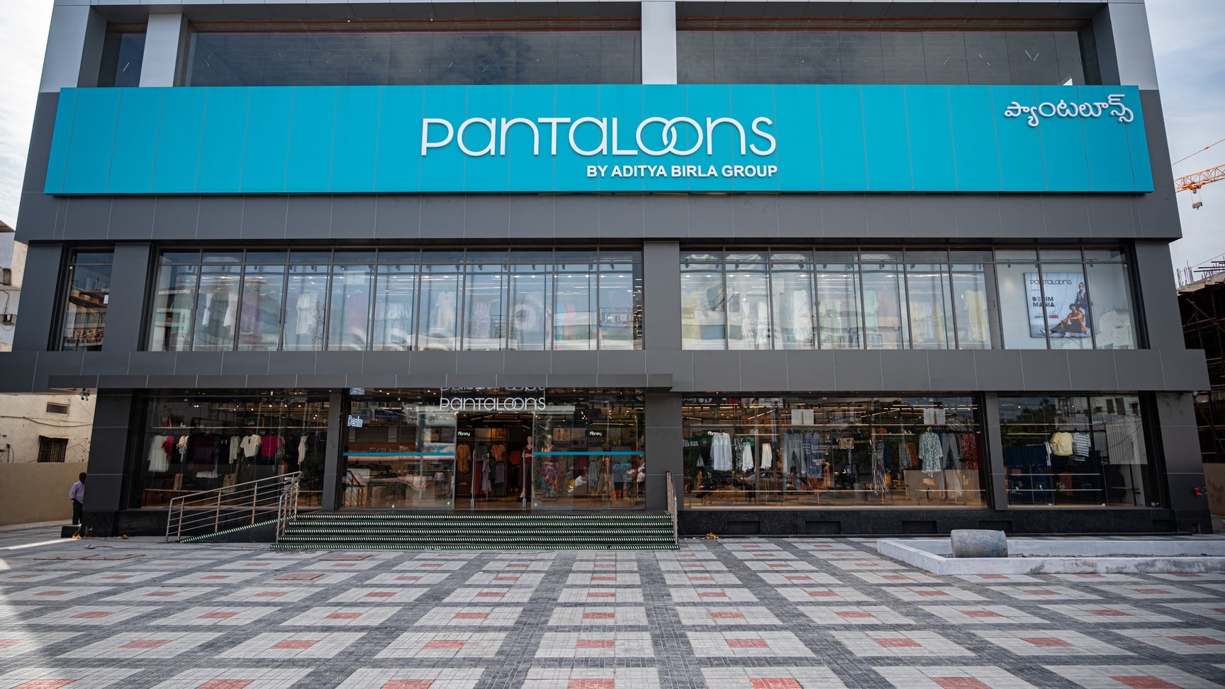 Sabzavotlar bilan jinsiy aloqa video Birinchi marta anal jinsiy aloqa