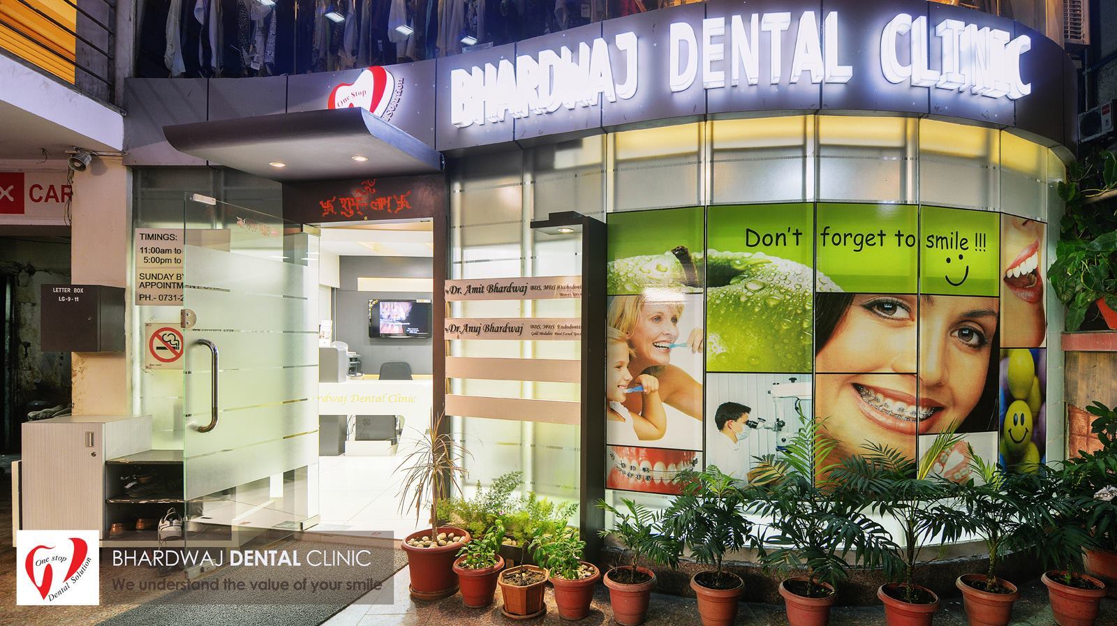 Dr. Amit Bhardwaj (Bhardwaj Dental Clinic) in South Tukoganj,Indore - Best  Dentists near me in Indore - Justdial