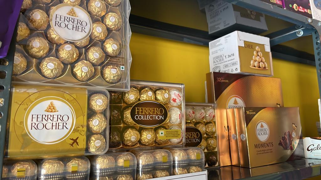 C105 CHOCOLATE SHOP 新刊・イベント会場限定セット Ib Chocolates And Drinks in Kagithala Penta,Kadapa - Best