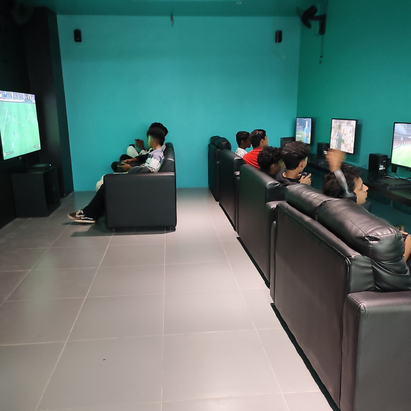Lambda Gaming in Thazhe Chovva,Kannur - Best Gaming Console Dealers near me  in Kannur - Justdial