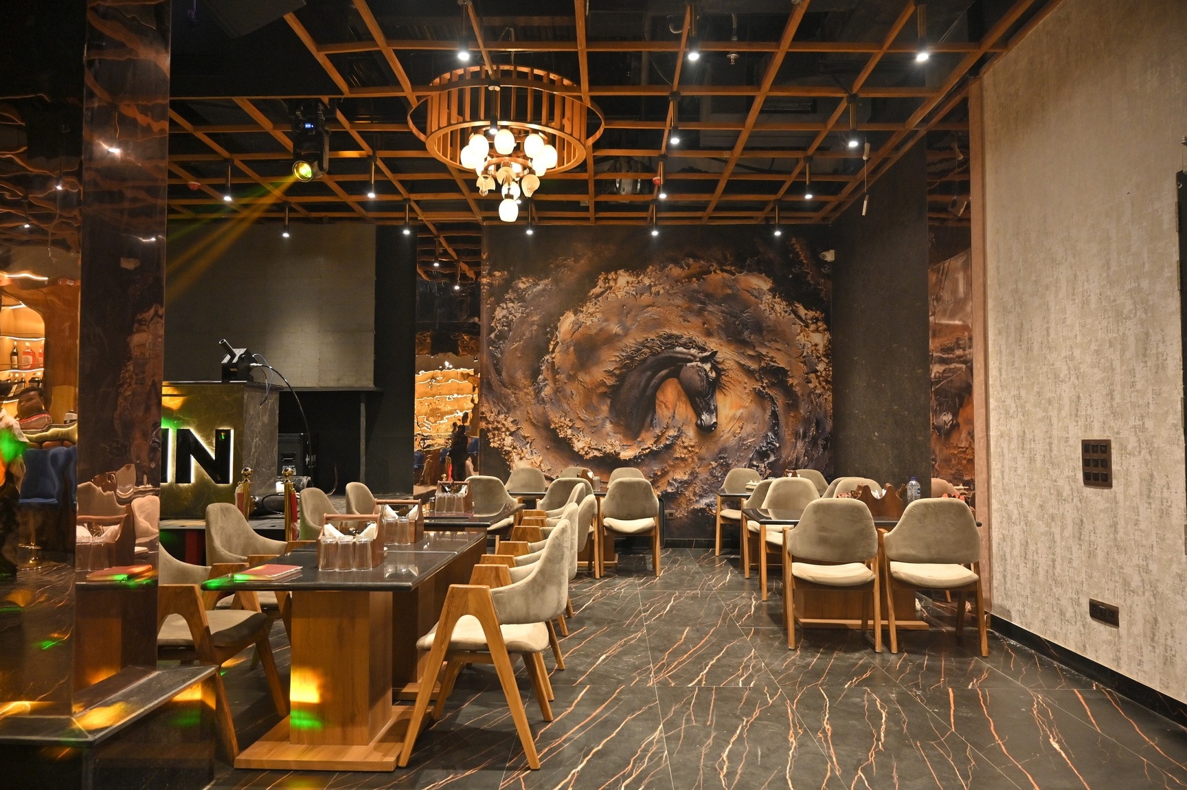 Cosmozin Club & Lounge in Civil Lines,Kanpur - Best Restaurants