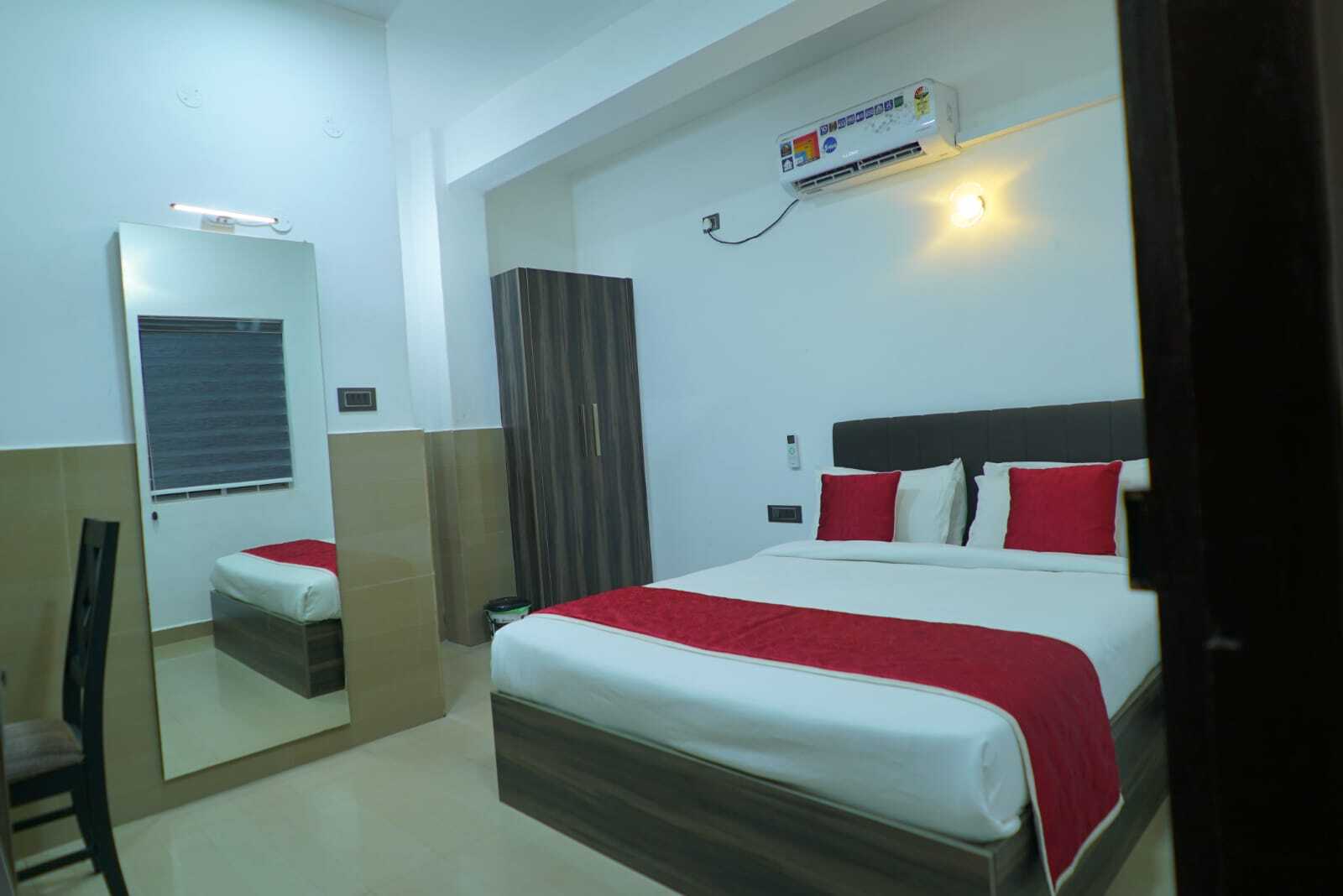 Book Kodiyil Lodge in Karunagappally,Kollam - Best Lodging Services near me  in Kollam - Justdial