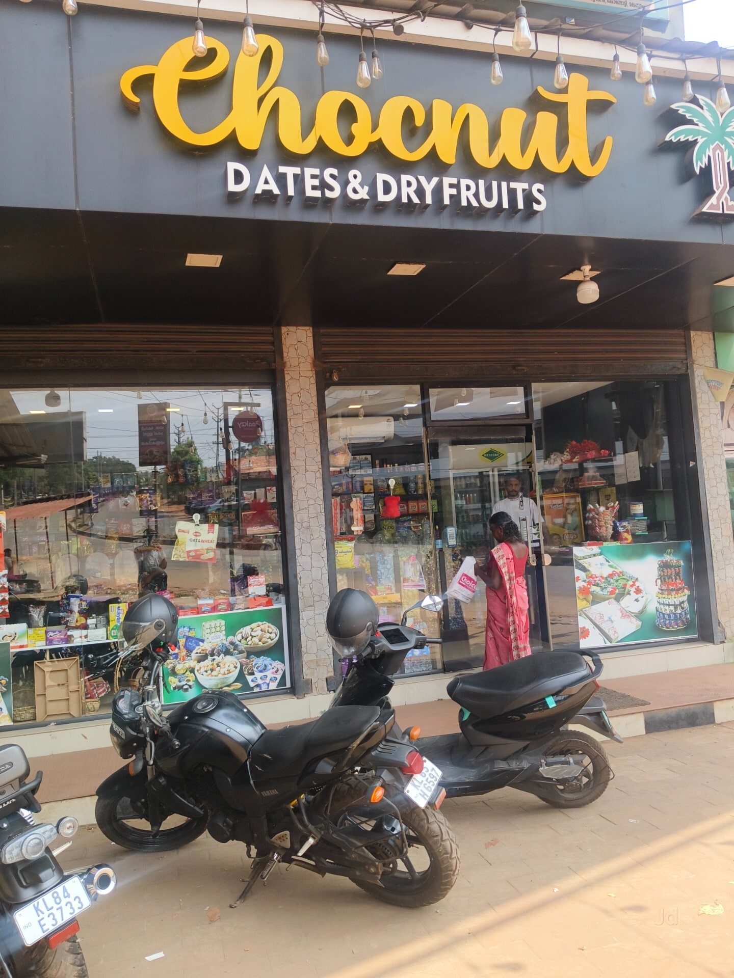 Chocnut Dates And Dry Fruits in Karipur,Malappuram - Best