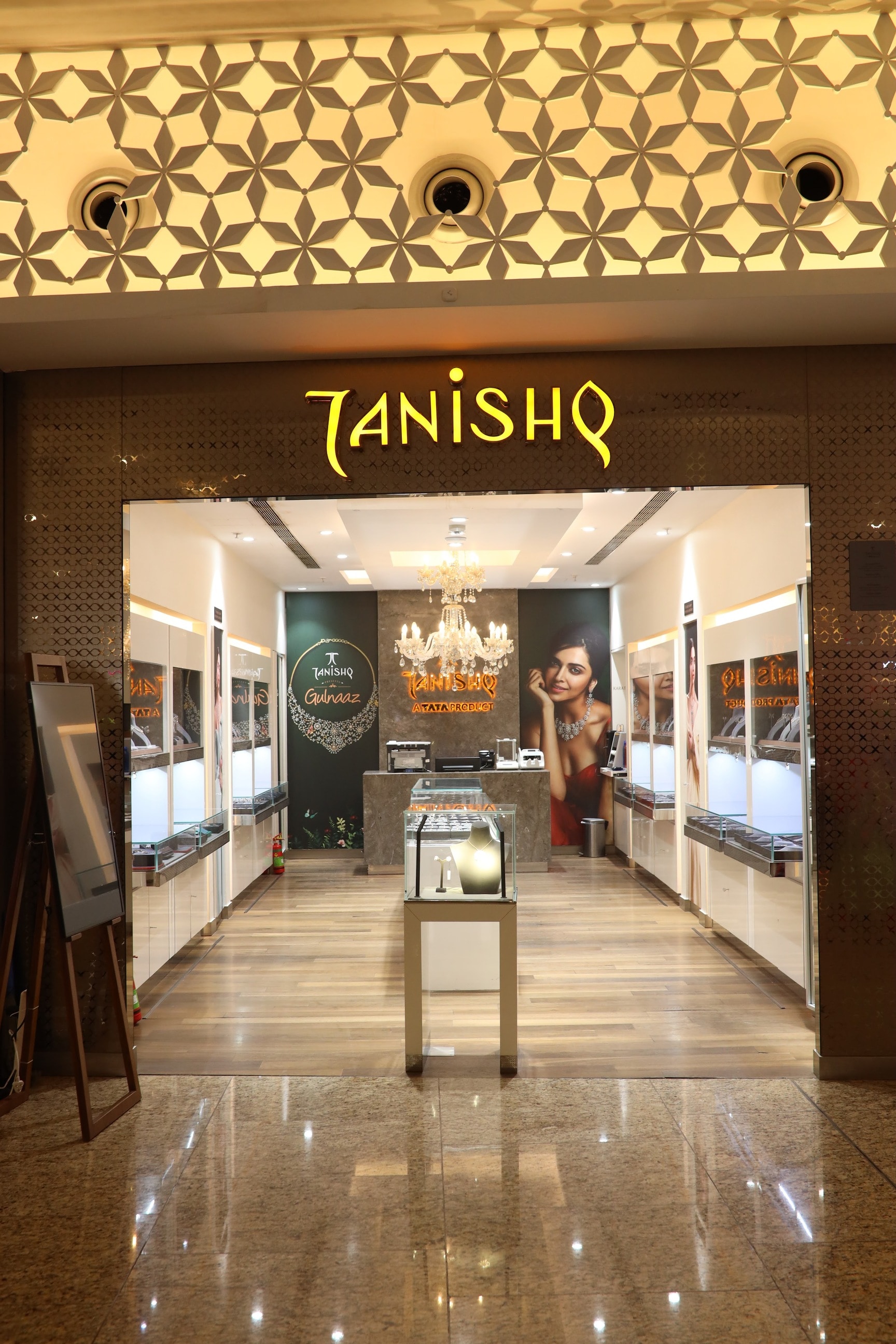 Tanishq in Andheri East,Mumbai - Tanishq-Jewellery Showrooms near me in  Mumbai - Justdial