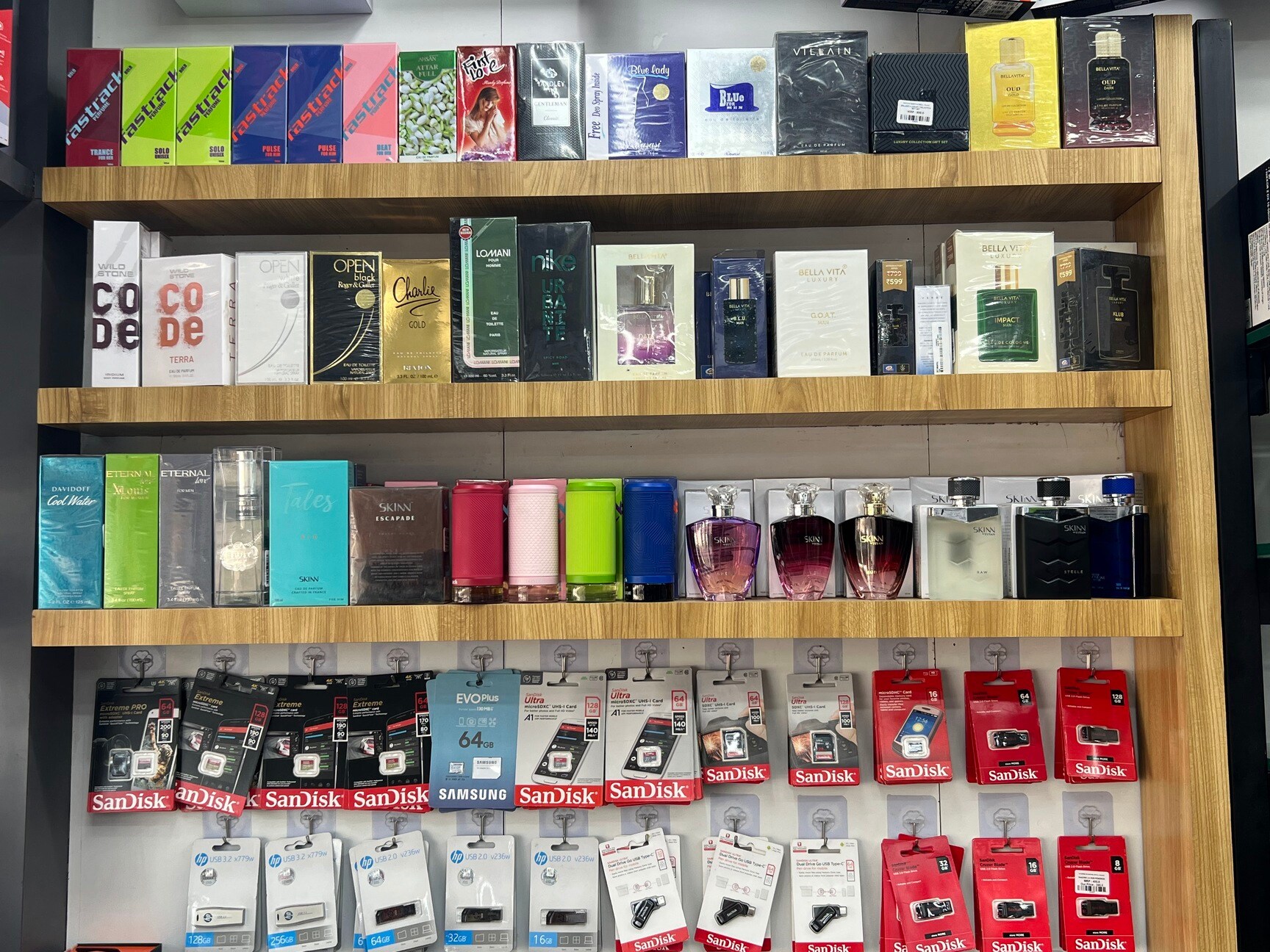best flying horse vape Singapore seizes over SGD7m worth of vapes main image 1