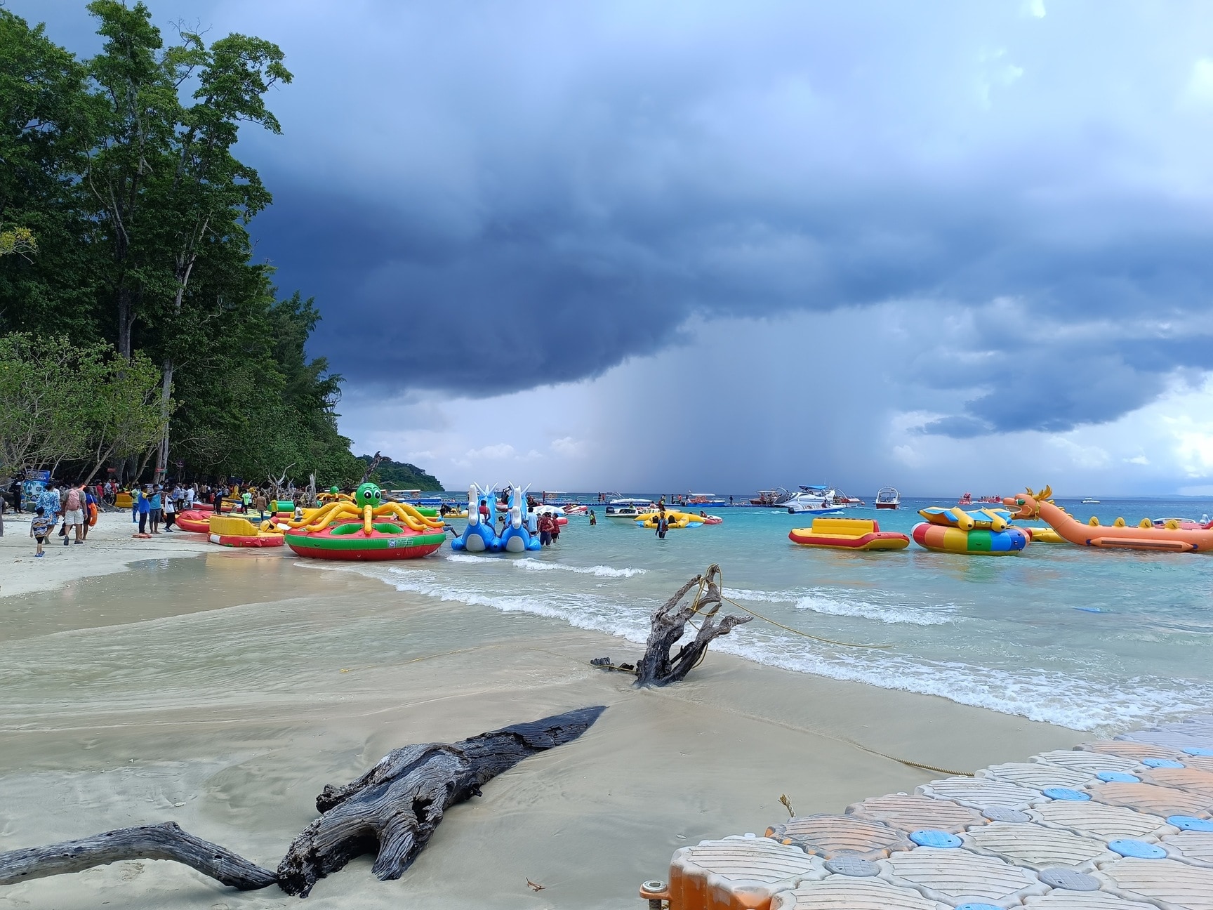 Havelock Elephant Beach Corners, Andaman