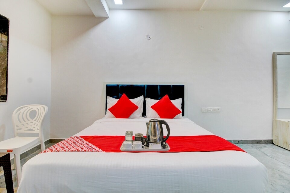 Book Oyo Flagship 92709 Ats Inn in Tempo Chowk-Vadgaon Sheri,Pune