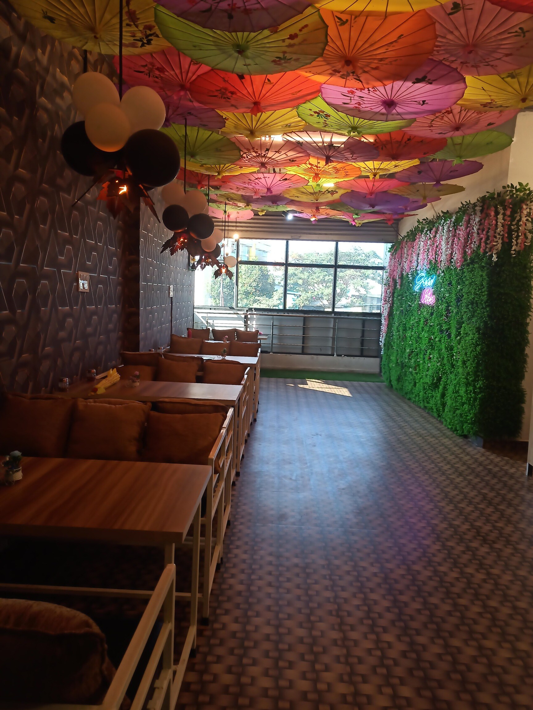 クラシックカフェ cafe-classique-rajgurunagar-