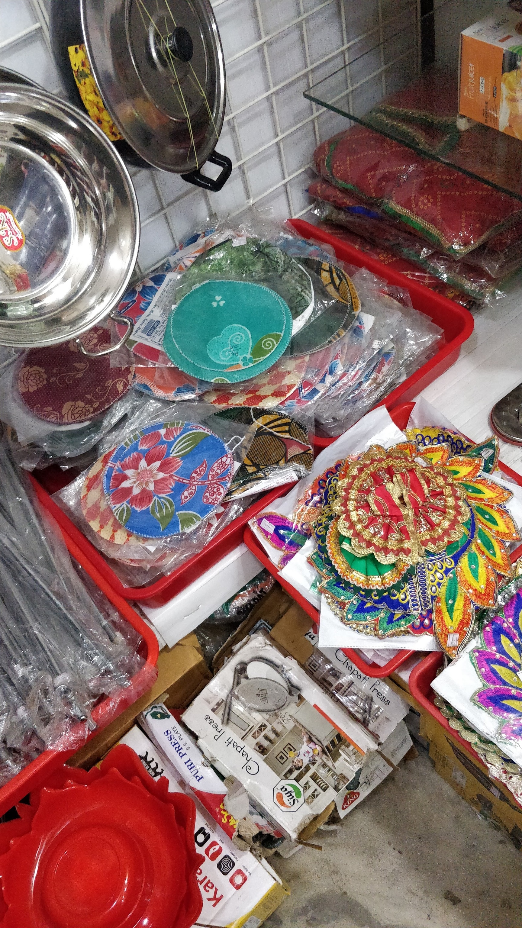 28 Photos of A to Z Bazar in Vullithota, Rajahmundry - Justdial