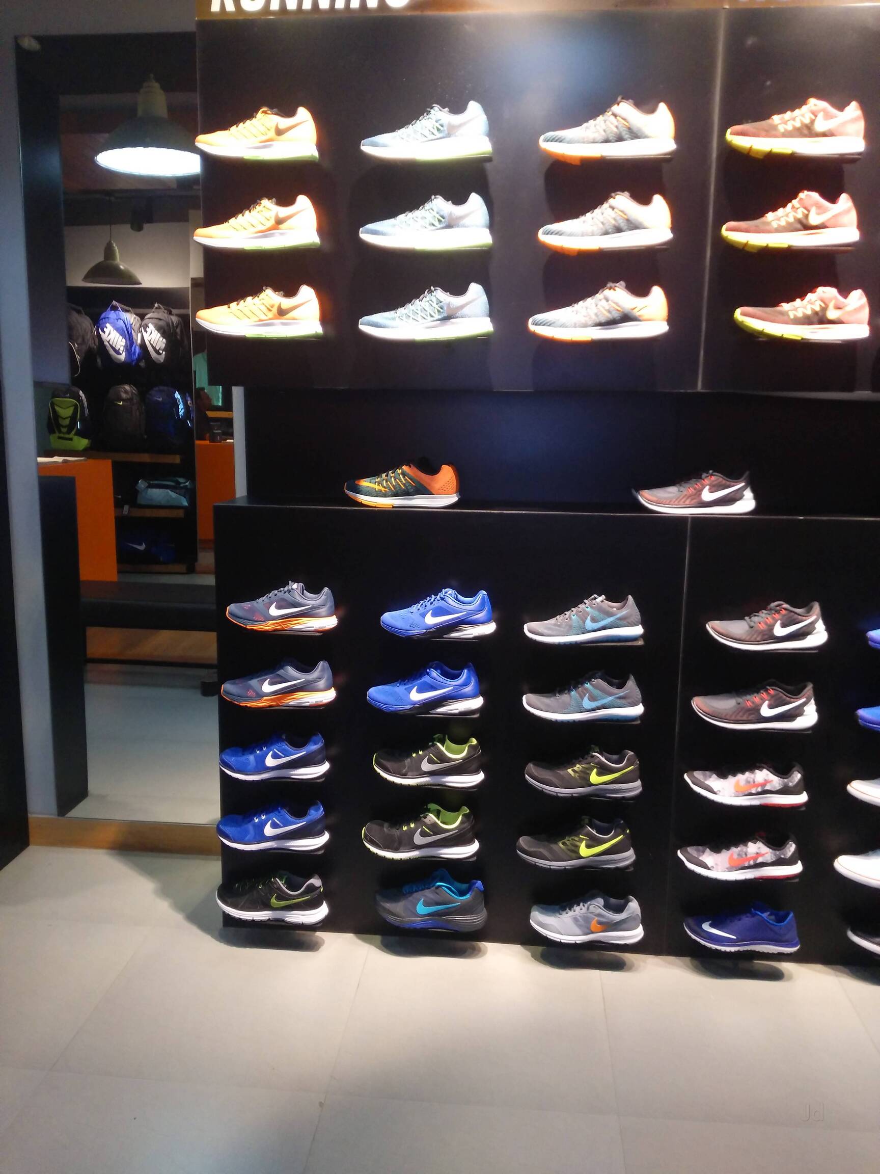 nike shoes show room