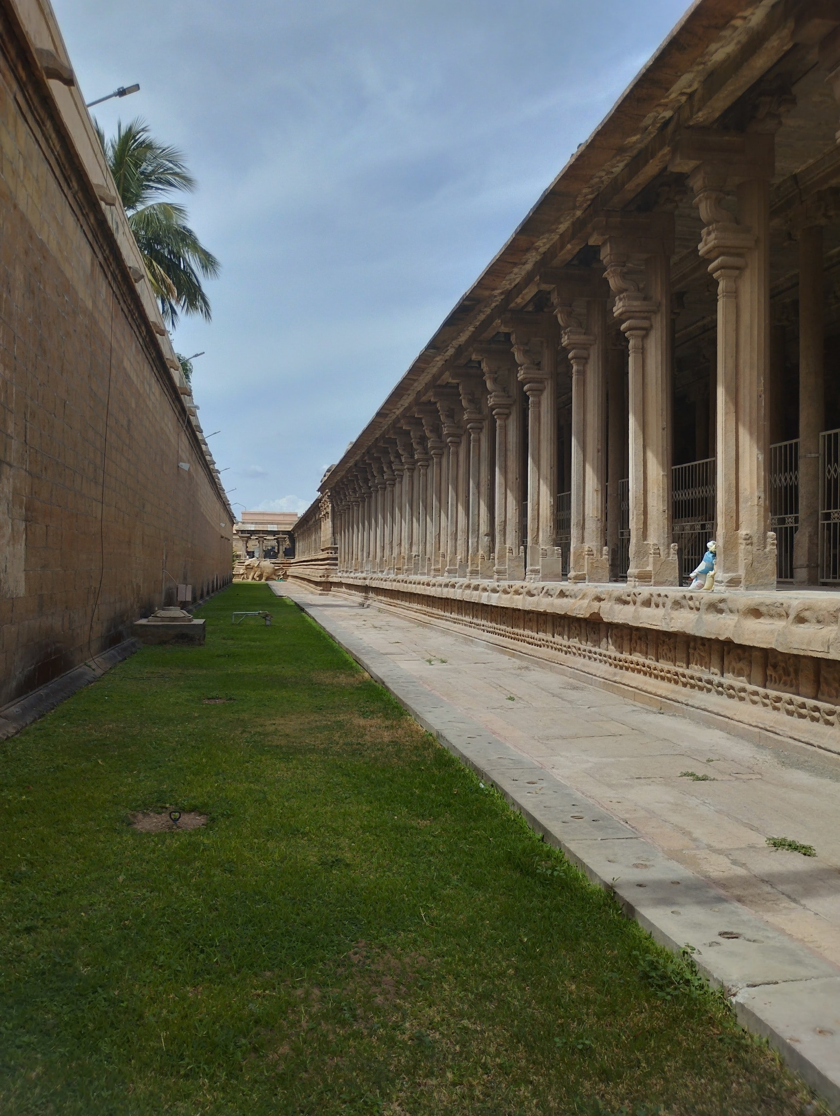 Aayiram Kaal Mandapam
