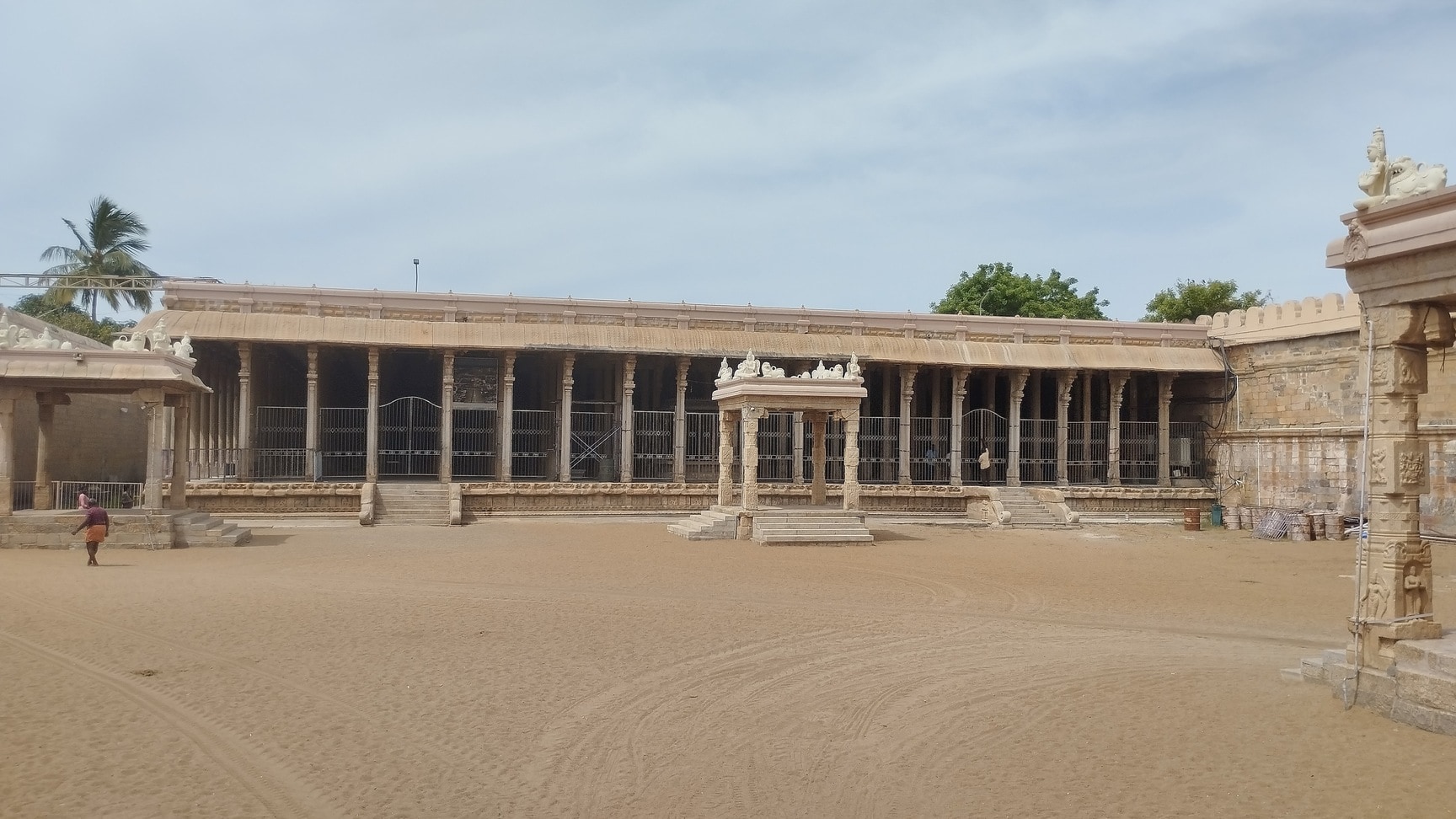 Aayiram Kaal Mandapam