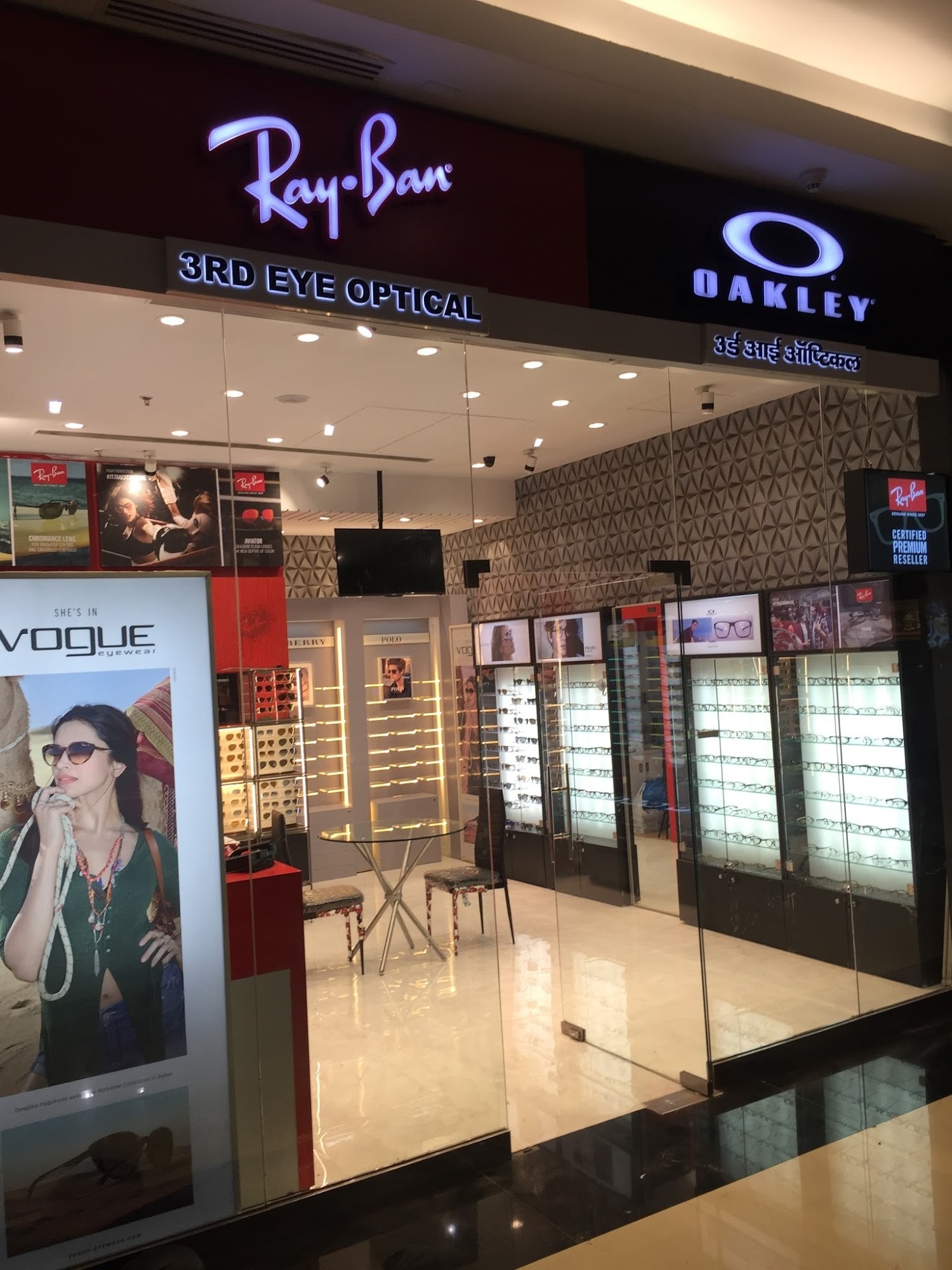 Clearance ray ban retailer 2025